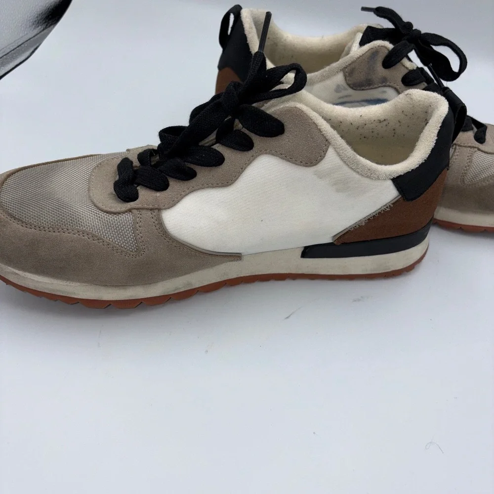 Guess Mens Low Top Sneakers Tan White Brown G Logo Lace Up Shoes Size 12